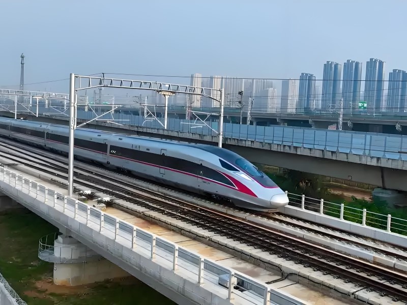 electromagnet for high speed railway